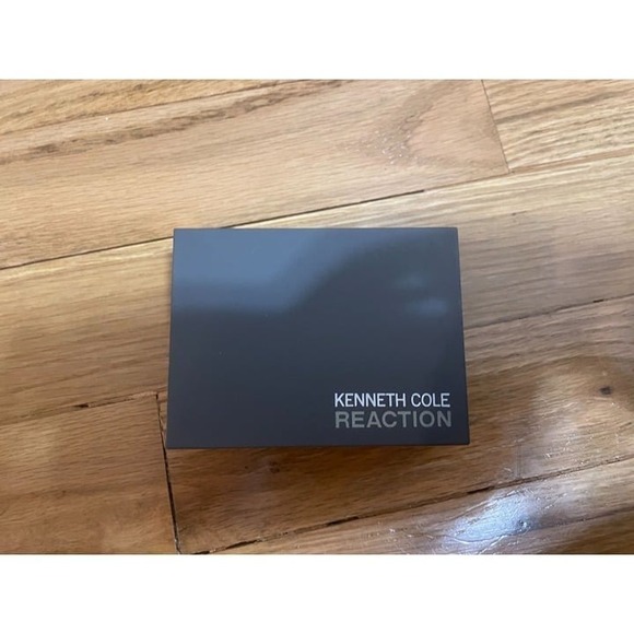 Kenneth Cole Reaction Cufflinks Silver Tone‎ Metal with Braided Black Accent - Picture 3 of 3